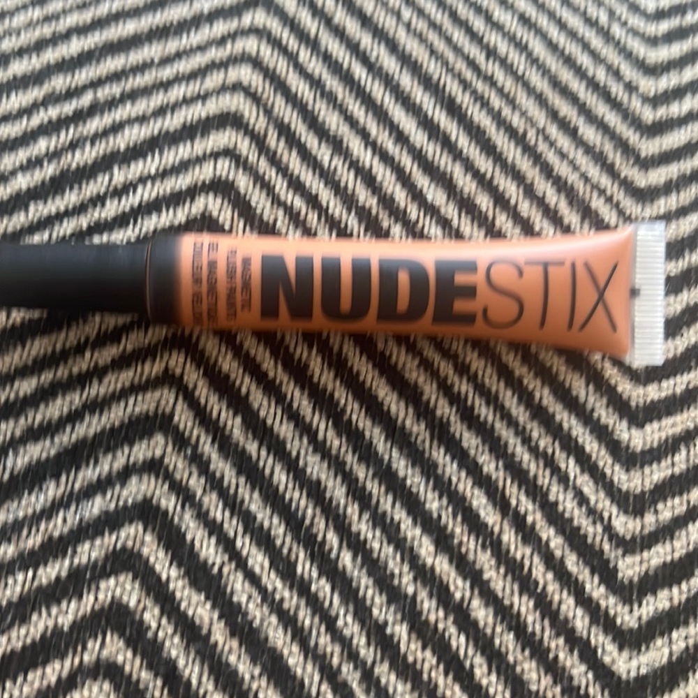 Nudestix magnetic plush paints in color Sunset peachNEW FULL SIZE